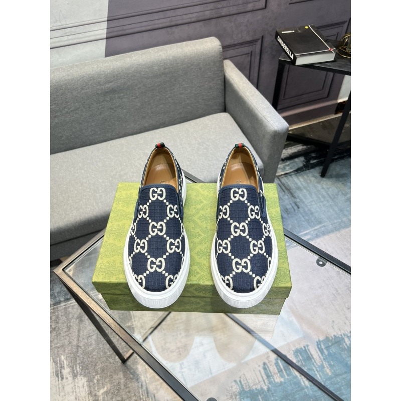G*u*i casual shoes